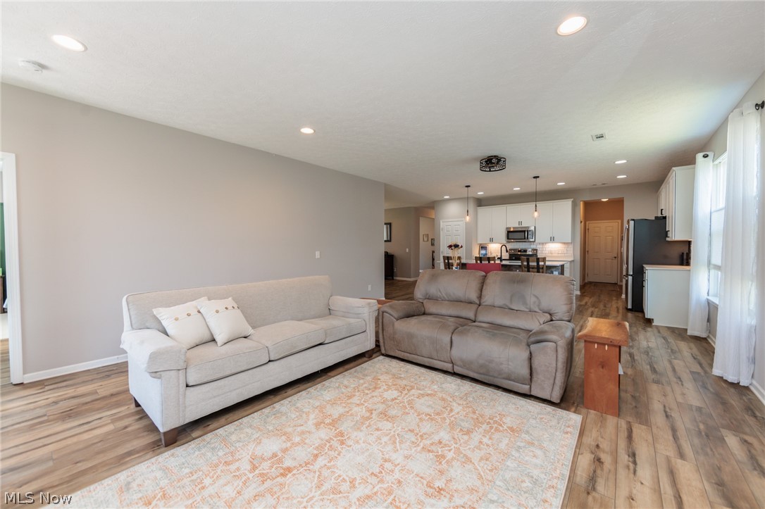 Four Seasons/Chestnut Rdg Sub 55+ - Residential