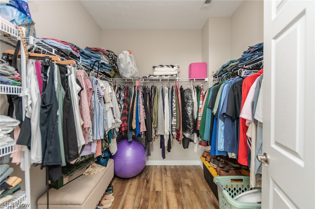 Four Seasons/Chestnut Rdg Sub 55+ - Residential