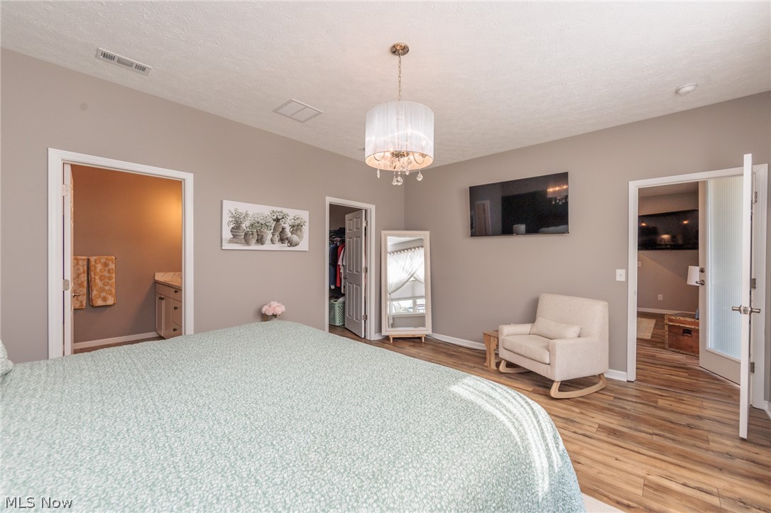 Four Seasons/Chestnut Rdg Sub 55+ - Residential