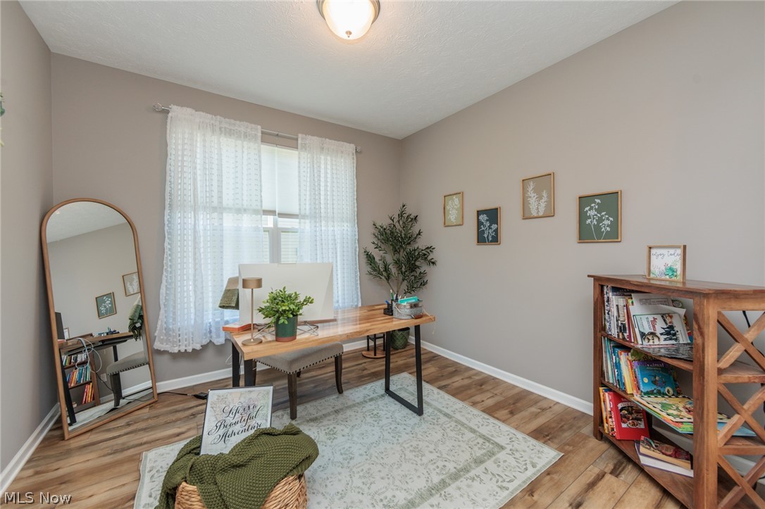 Four Seasons/Chestnut Rdg Sub 55+ - Residential