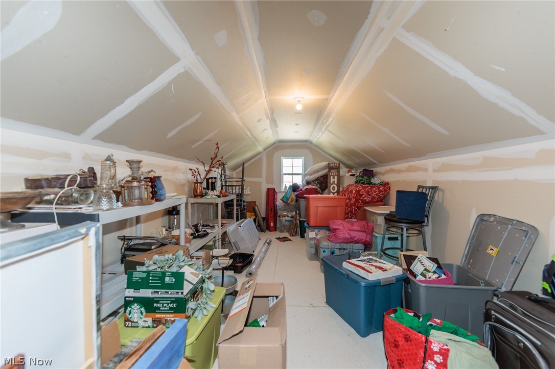 Four Seasons/Chestnut Rdg Sub 55+ - Residential