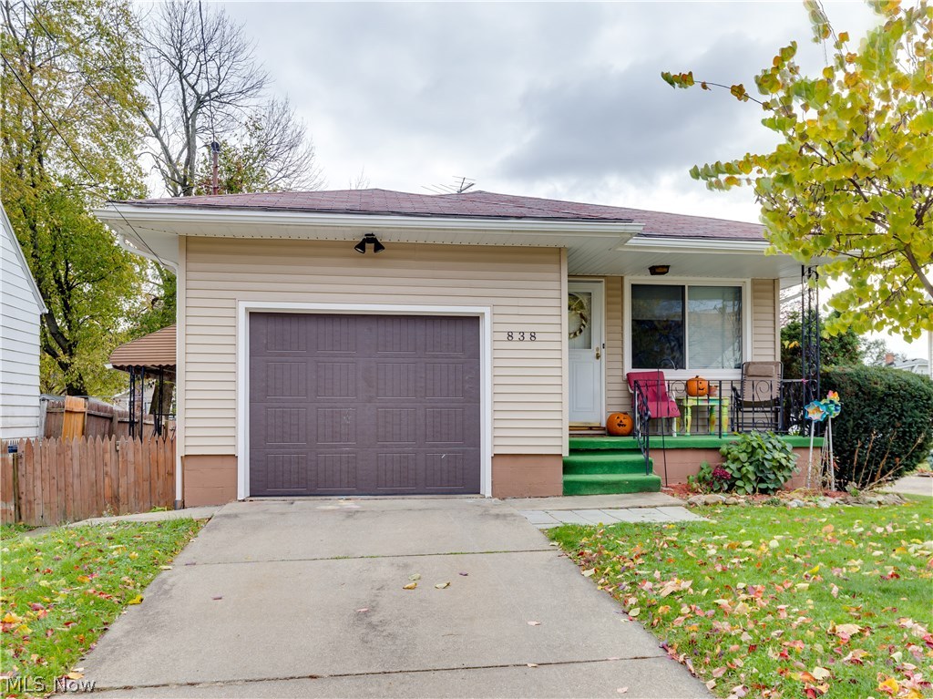 This lovely Akron ranch is ready to become the home of a new buyer.  Hosting three bedrooms and two bathrooms this home is a great place to get cozy and relax. This property has been cared for and loved and is move in ready. Be sure to come see this home quickly while it lasts!