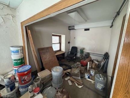 Howells & Howells Ents LLC - Commercial Sale