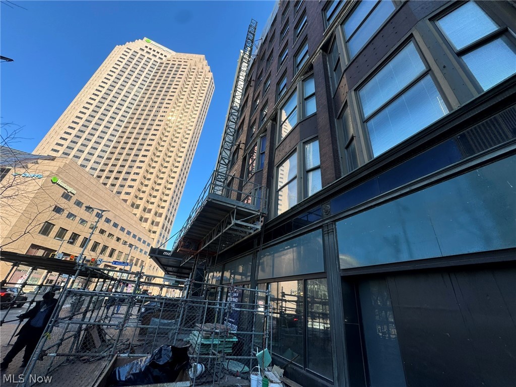 Howells & Howells Ents LLC - Commercial Sale