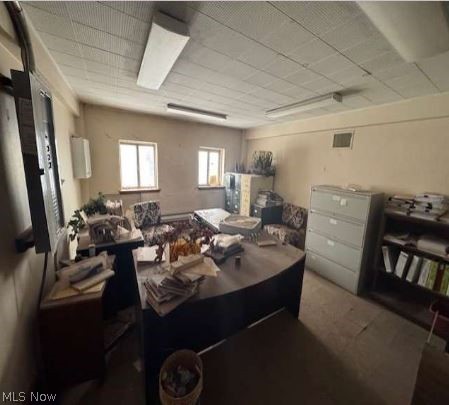 Howells & Howells Ents LLC - Commercial Sale