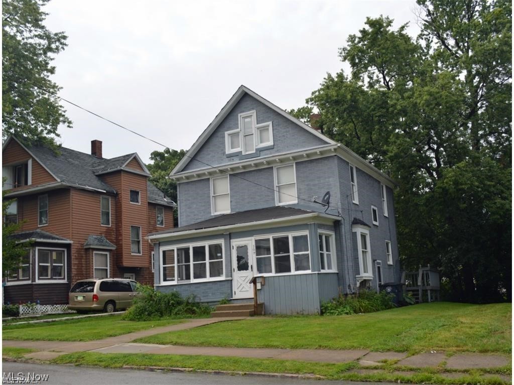 M. Falor - Residential Lease
