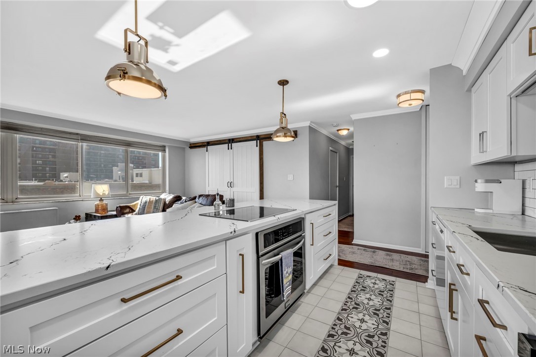 Marine Towers East Condo - Residential