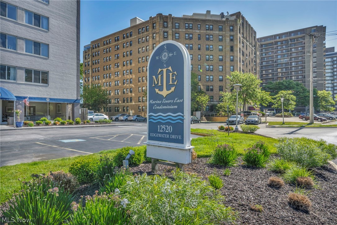 Marine Towers East Condo - Residential
