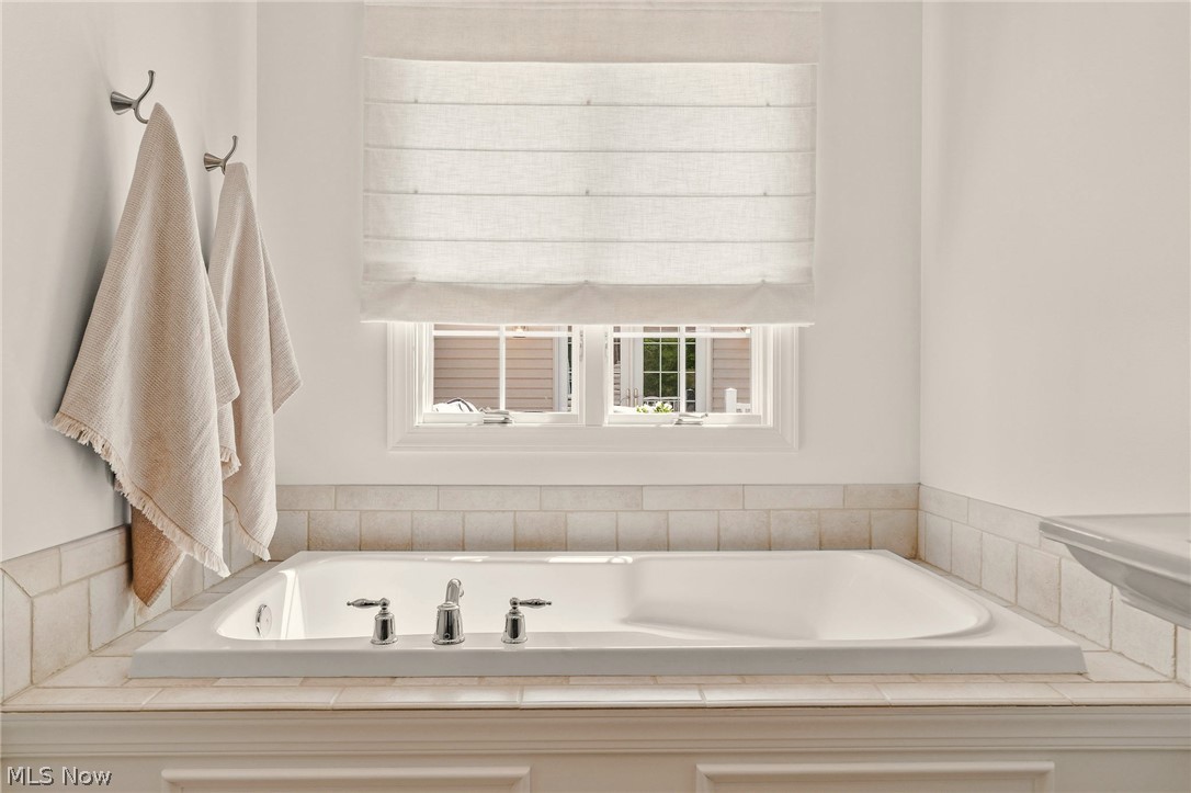 Montville Lakes - Residential