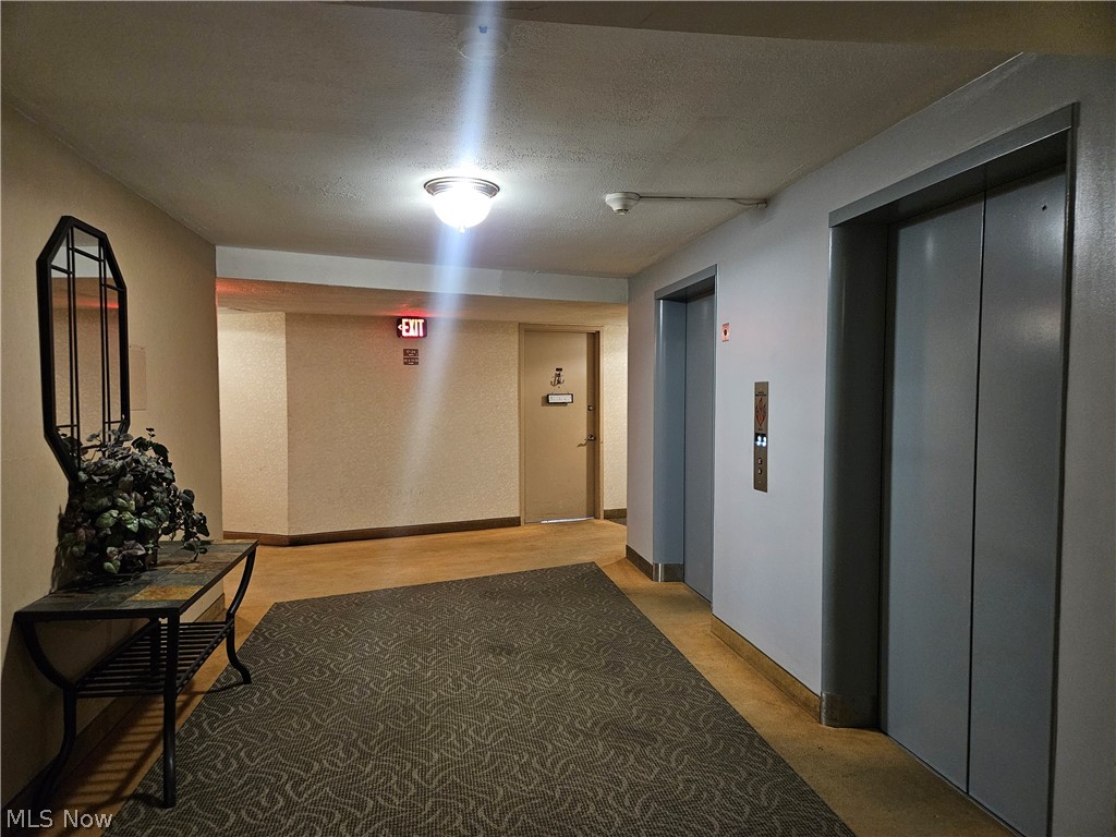 Lake House Condo - Residential