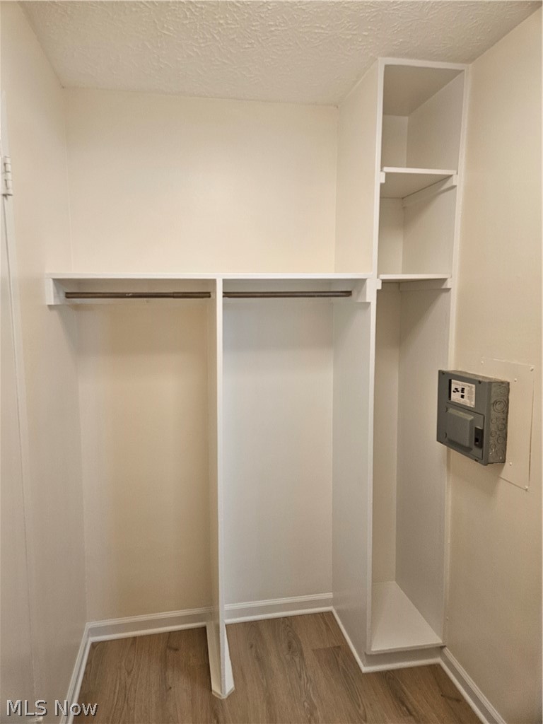 Lake House Condo - Residential