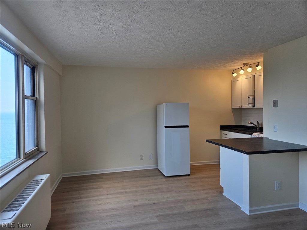 Lake House Condo - Residential