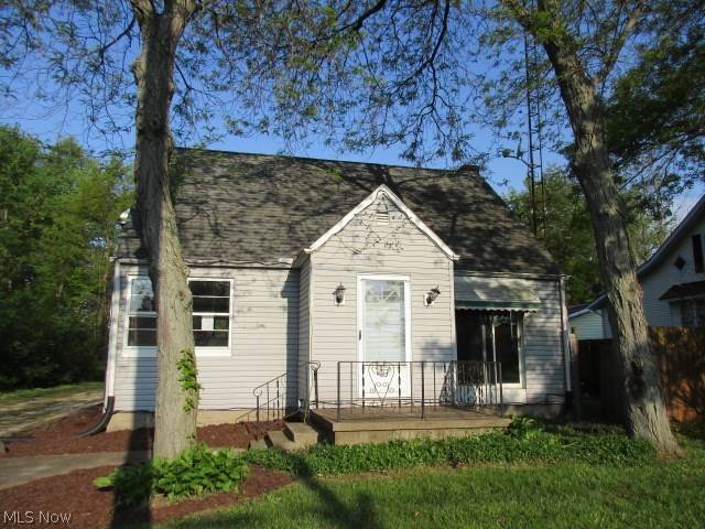 This spacious bungalow in Atwater has a lot to offer, featuring 3 bedrooms, 2 full baths, 1st floor laundry, country kitchen with dining area, living room & sunroom.  Additional living space above the attached 2 car garage &  fenced area with deck all on 1/2 acre.