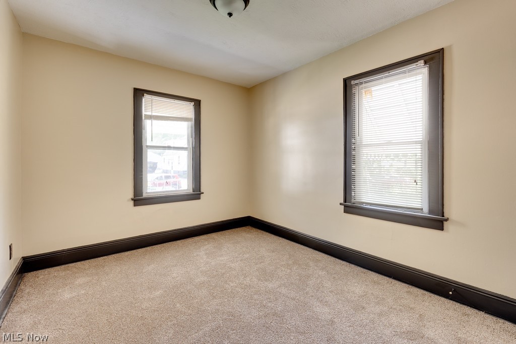 William T & Bessie V Sawyers - Residential