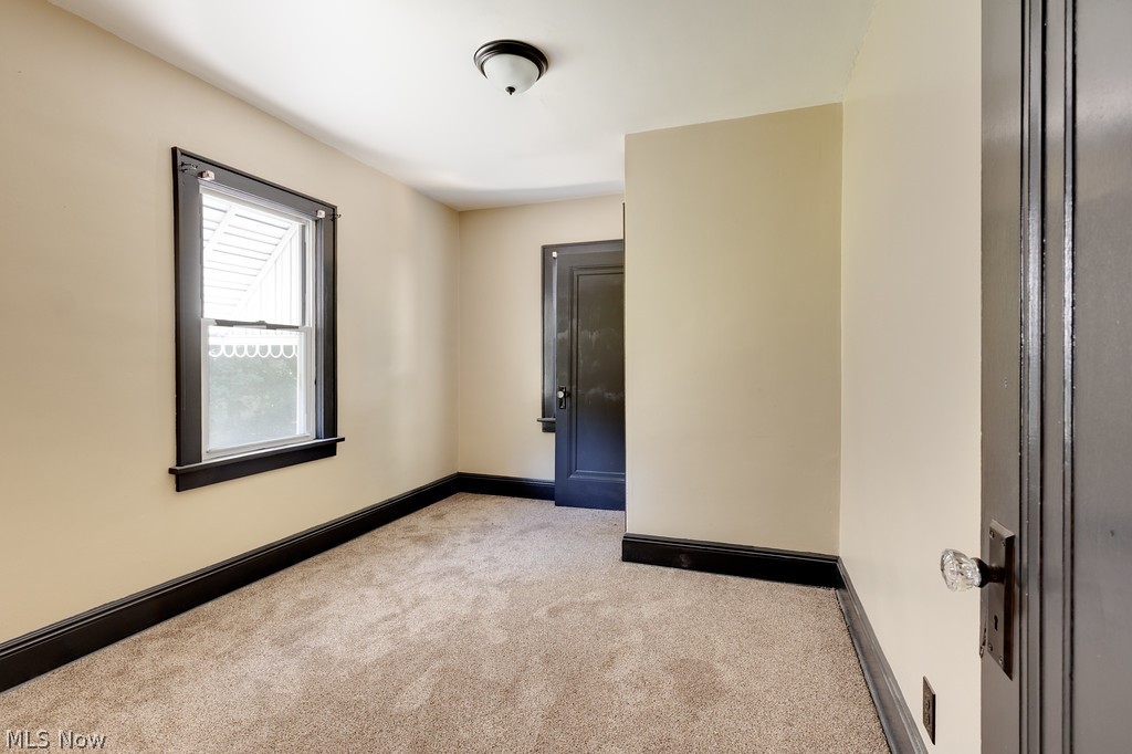 William T & Bessie V Sawyers - Residential