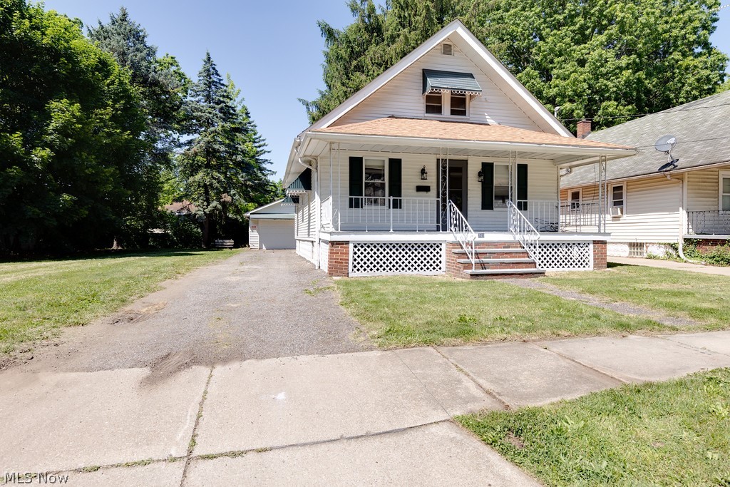 William T & Bessie V Sawyers - Residential