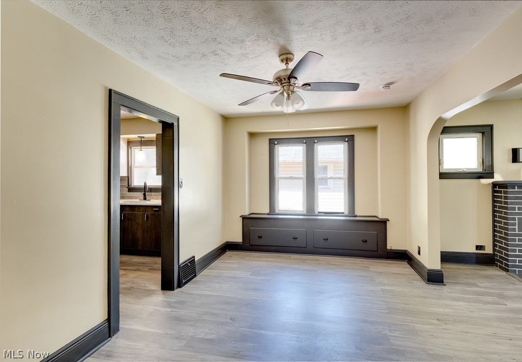 William T & Bessie V Sawyers - Residential
