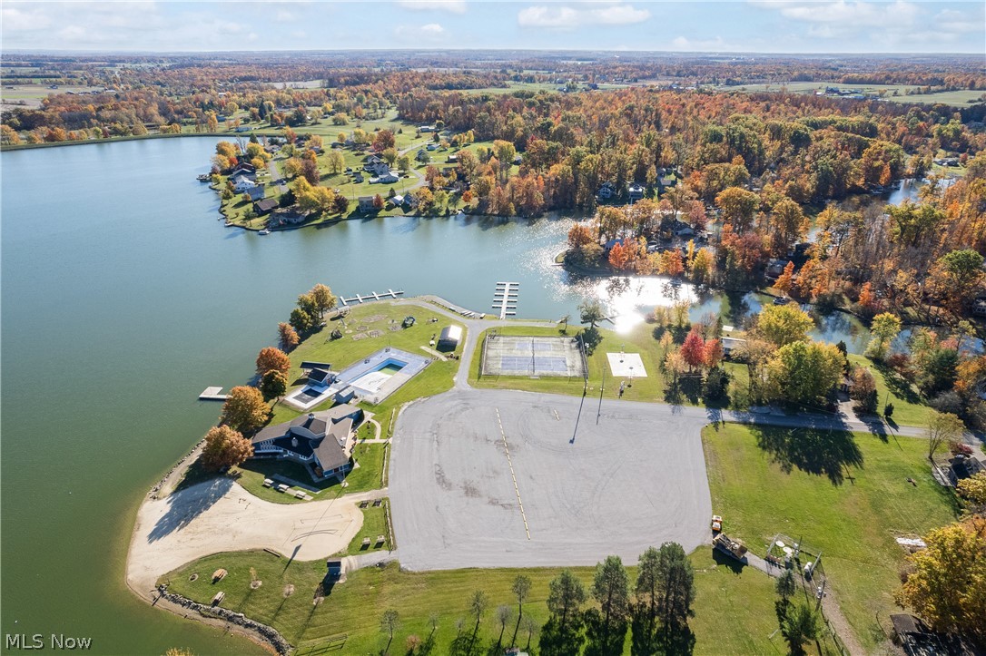 Cinnamon Lake - Residential