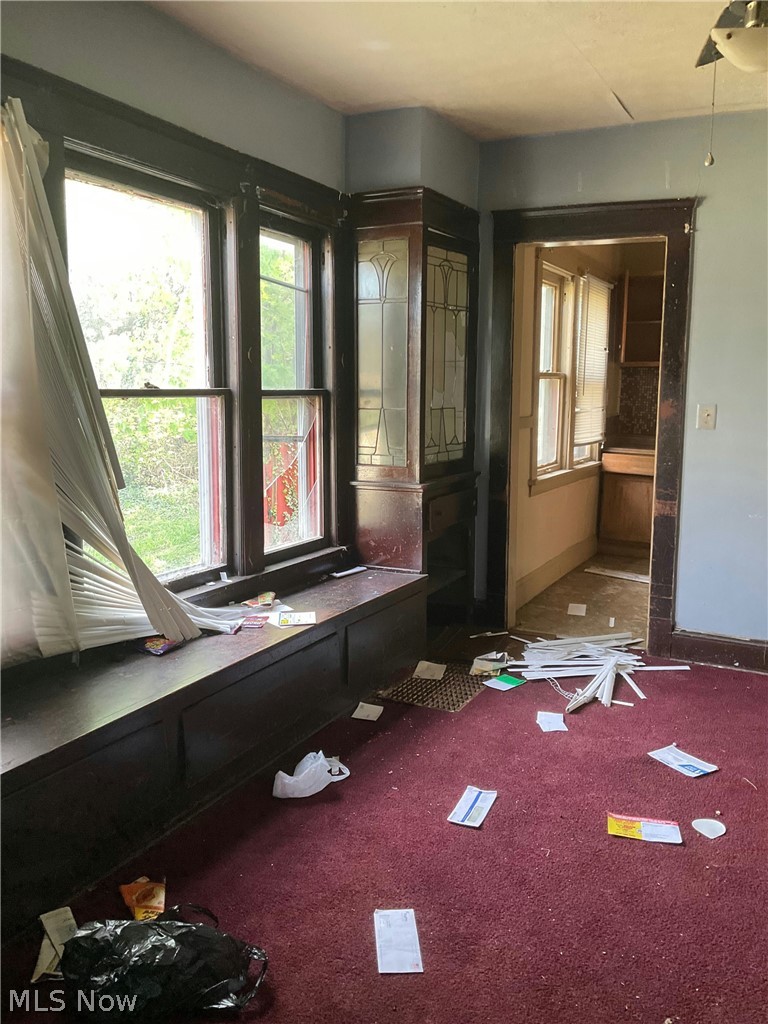 Lake View Land & Improv C - Residential Income