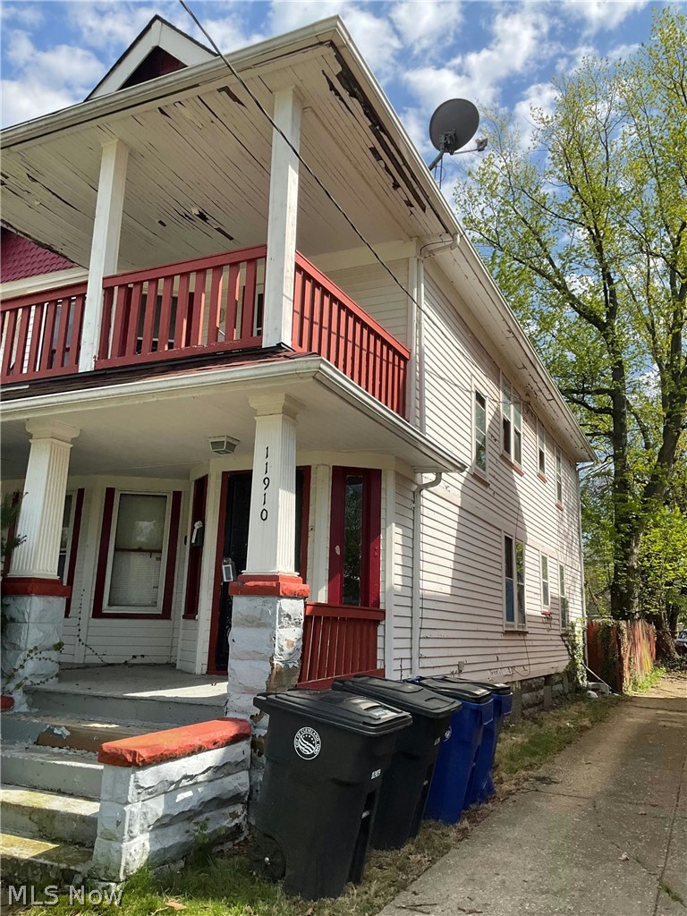 Lake View Land & Improv C - Residential Income