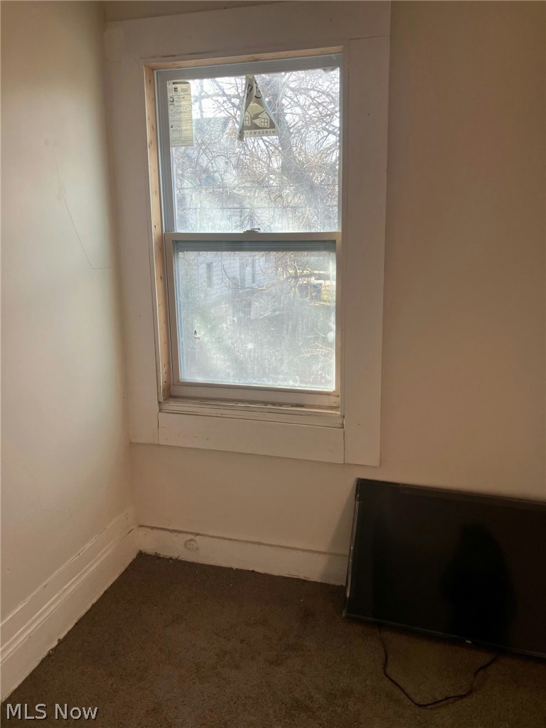 Lake View Land & Improv C - Residential Income