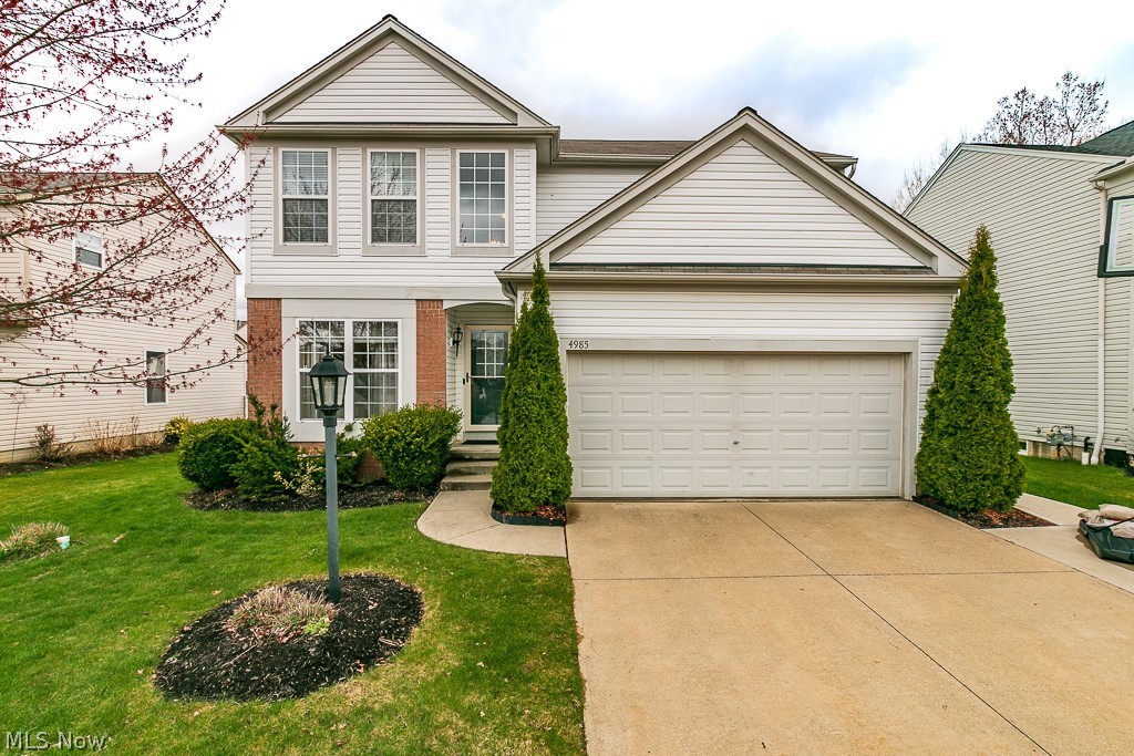 Welcome Home!!This lovely open concept home features great size eat-in kitchen. Enjoy cooking in the kitchen perfect place to entrainment guest and a lot cabinets. Good size  family room with fireplace, a dinning room, living room and first floor laundry room.  The second floor has 3 bedrooms, including a large master bedroom with a master bathroom and a walk-in closet. Freshly painted throughout.  Back yard offers patio, gazebo and shed. Enjoy the homes great location near shopping, restaurants Recreation Center and much more. Home warranty offers for new owner. Schedule your tour today!!!!!