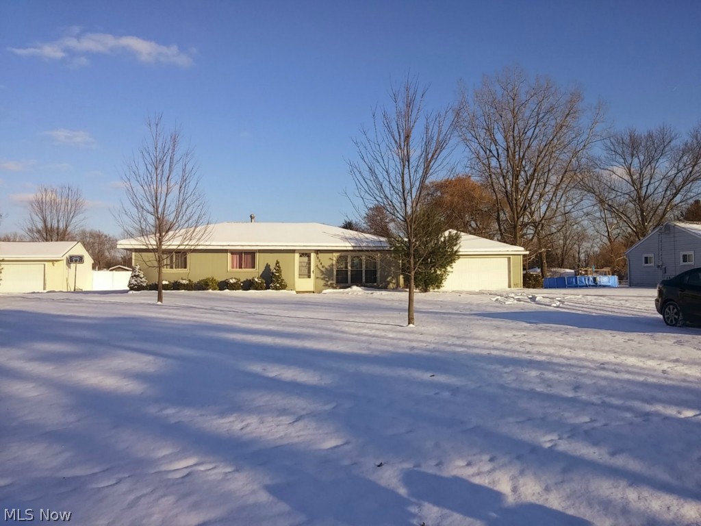 Briar Root Manor - Residential