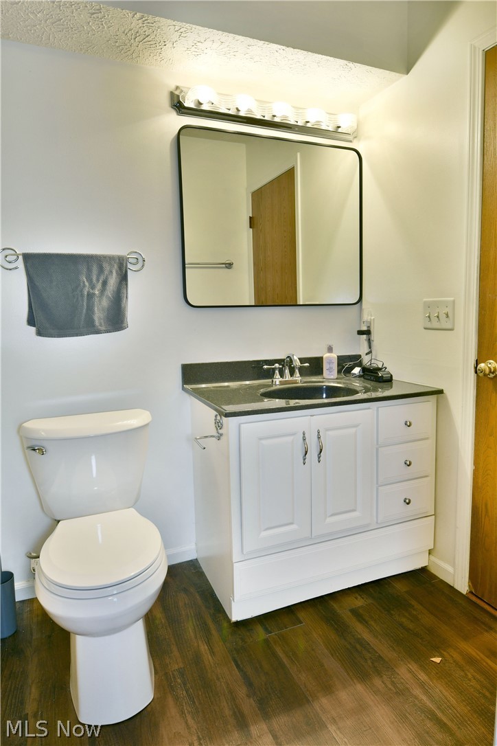 Lake Pointe Condo - Residential