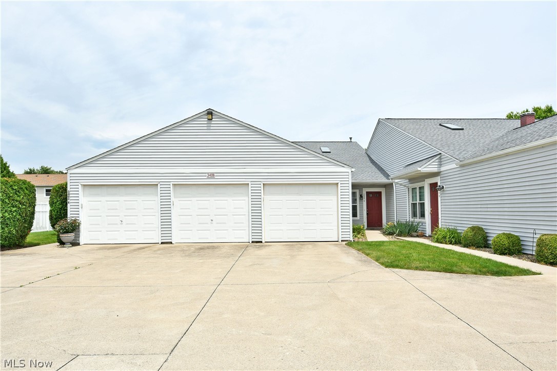 Lake Pointe Condo - Residential