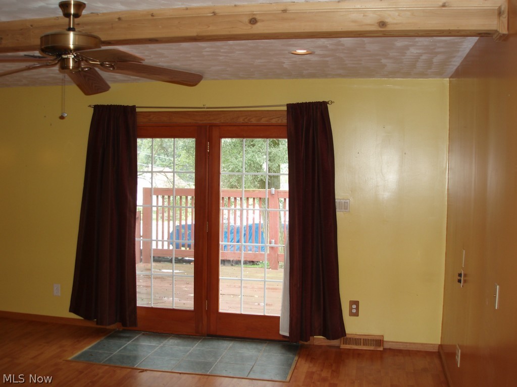 Eastlawn - Residential Lease