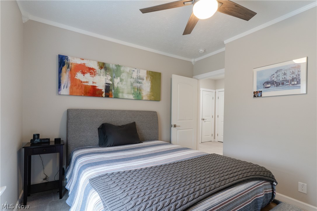 Washington Park Blvd - Residential