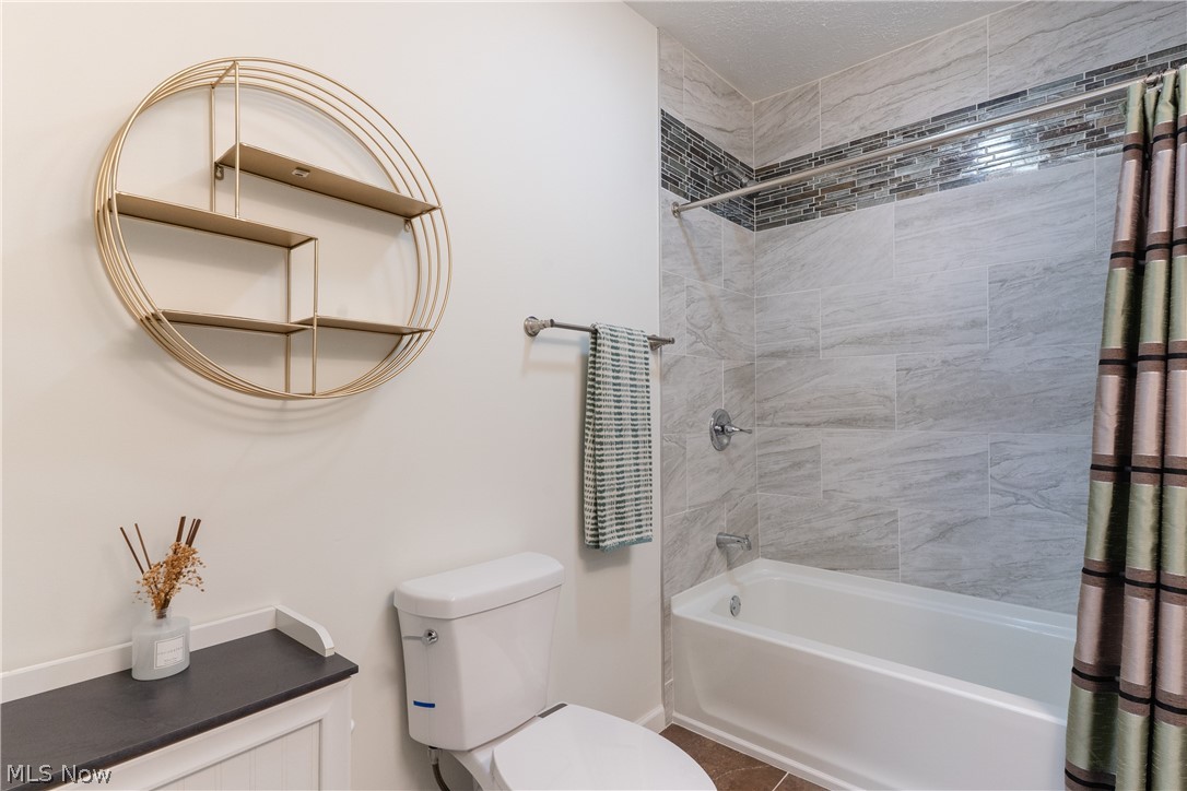 Washington Park Blvd - Residential