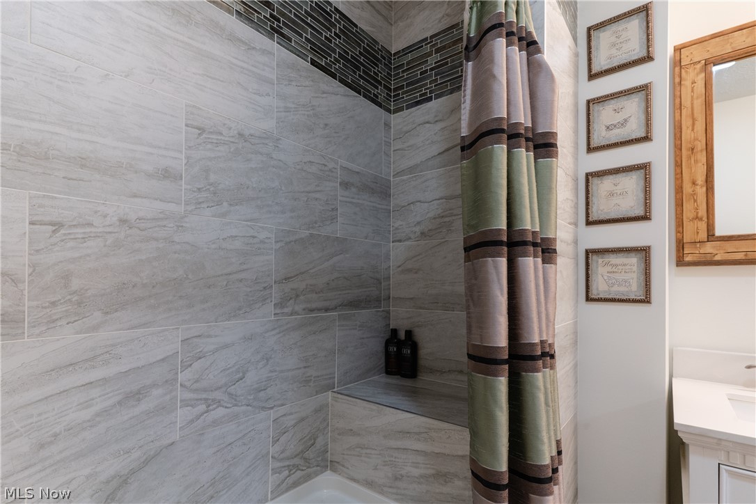 Washington Park Blvd - Residential