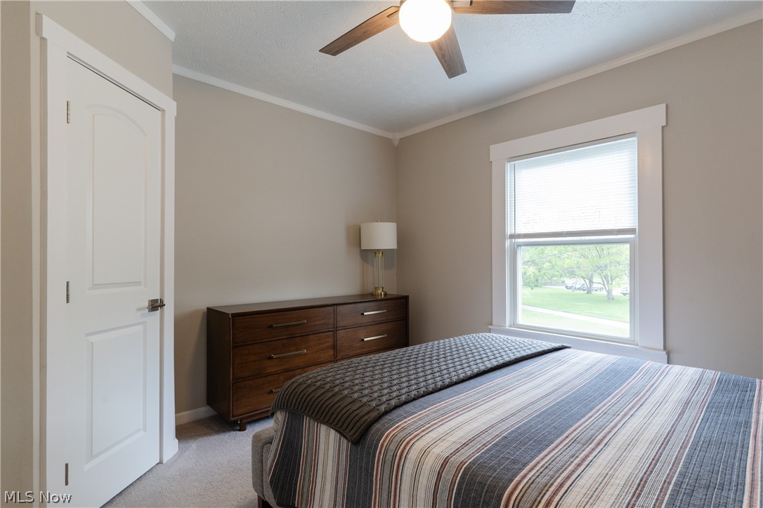 Washington Park Blvd - Residential