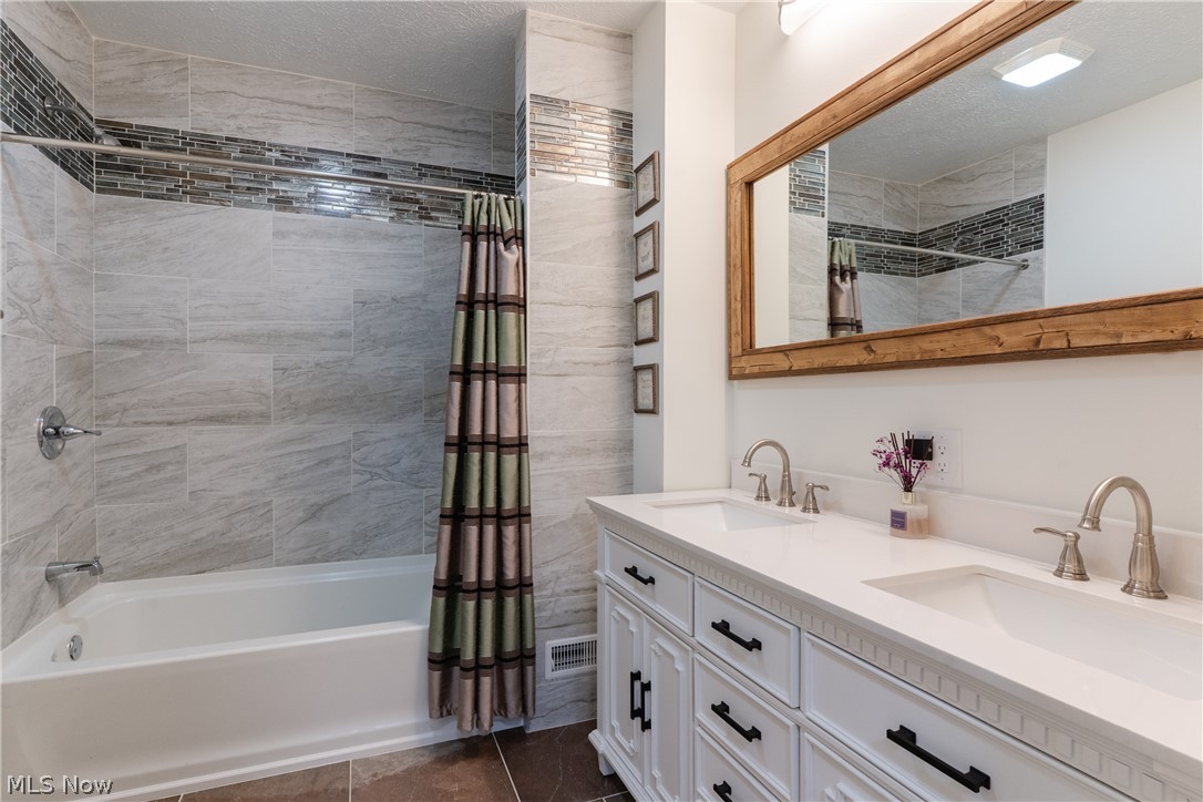 Washington Park Blvd - Residential