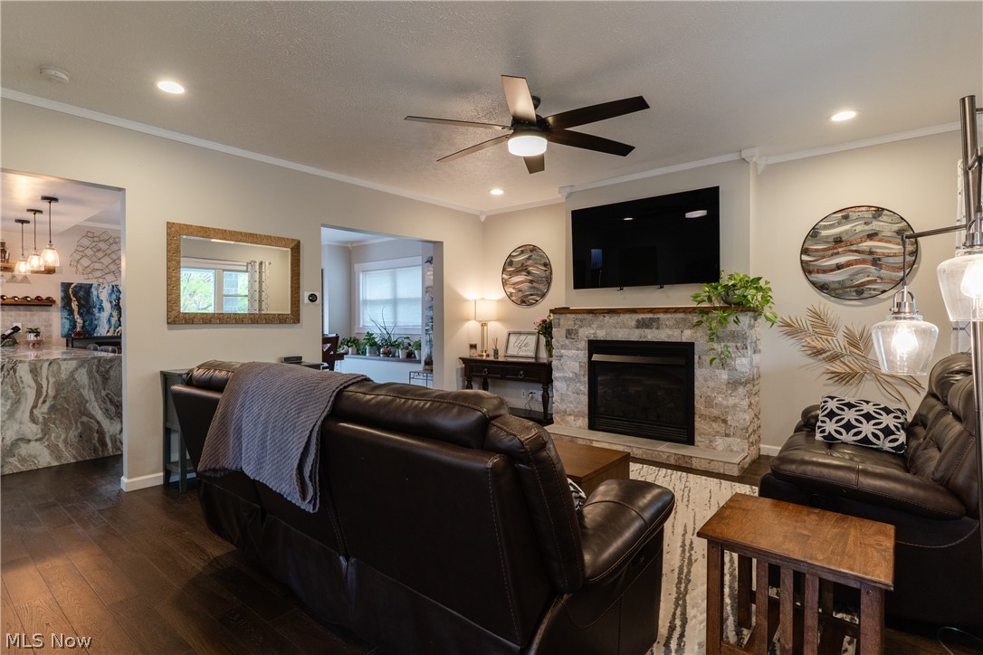Washington Park Blvd - Residential