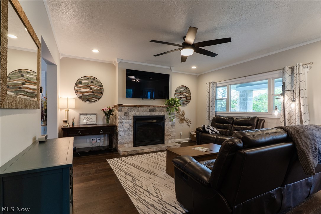 Washington Park Blvd - Residential