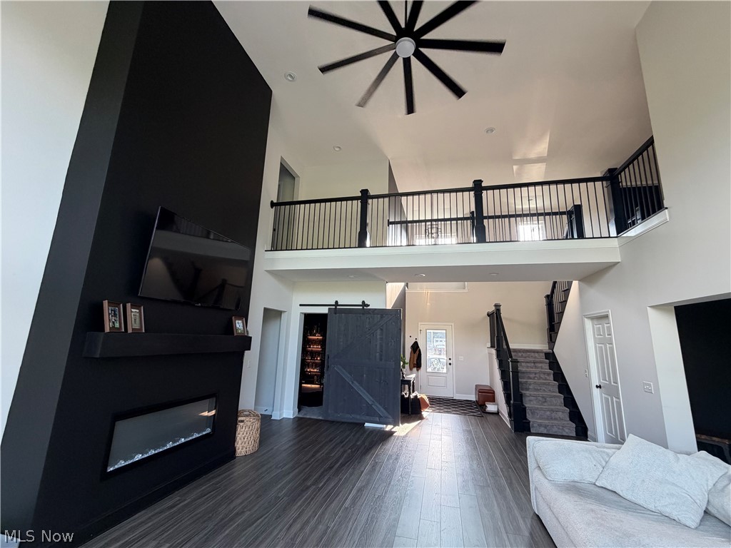 Saint James Place #13 - Residential