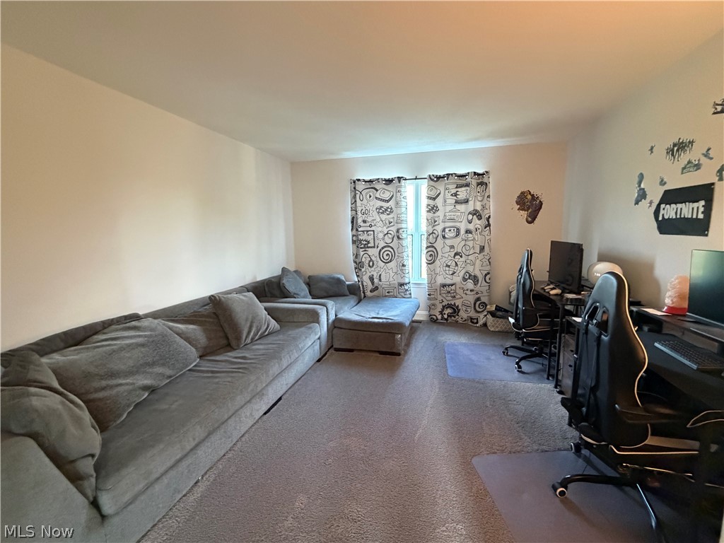 Saint James Place #13 - Residential