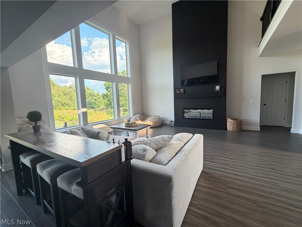 Saint James Place #13 - Residential