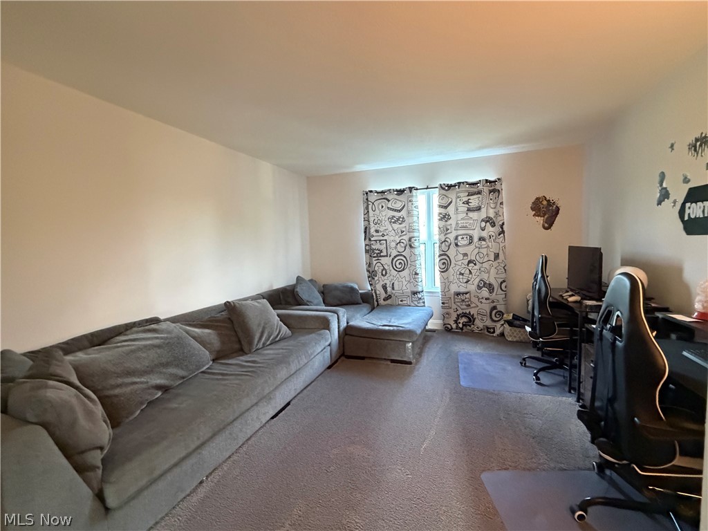 Saint James Place #13 - Residential