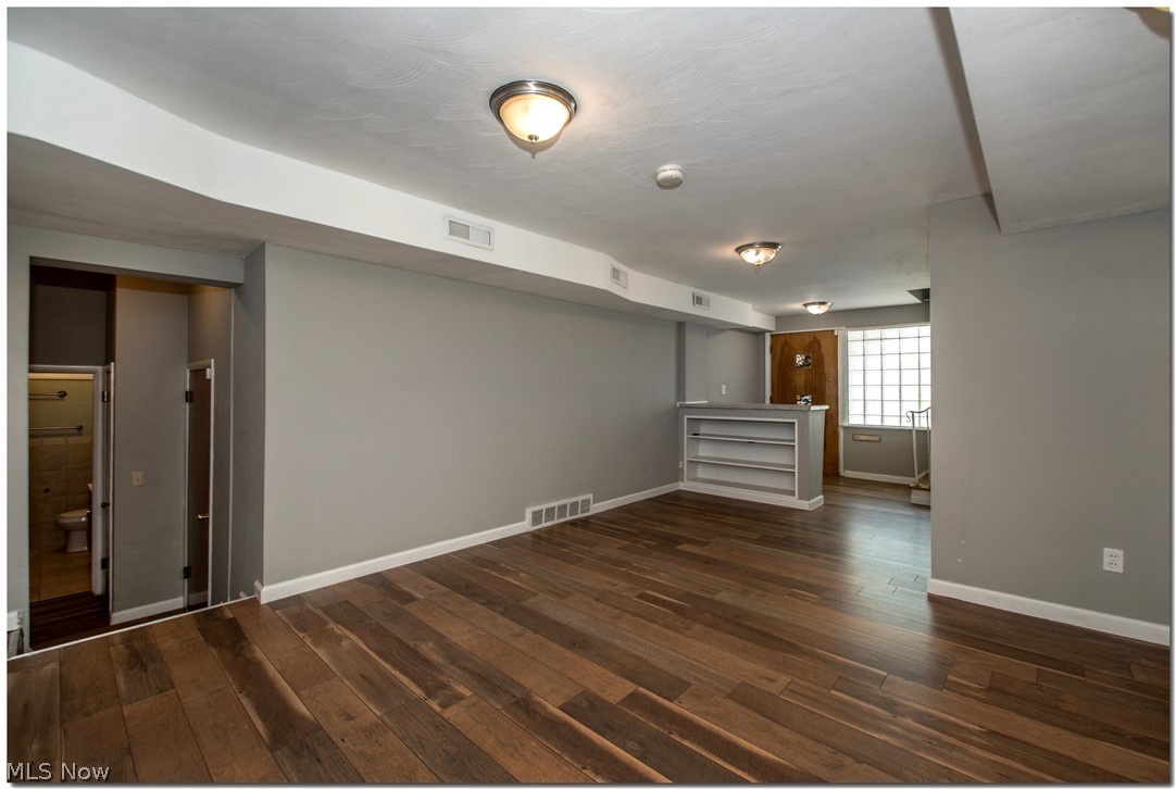 S H Kleinman Realty Cos - Residential Lease