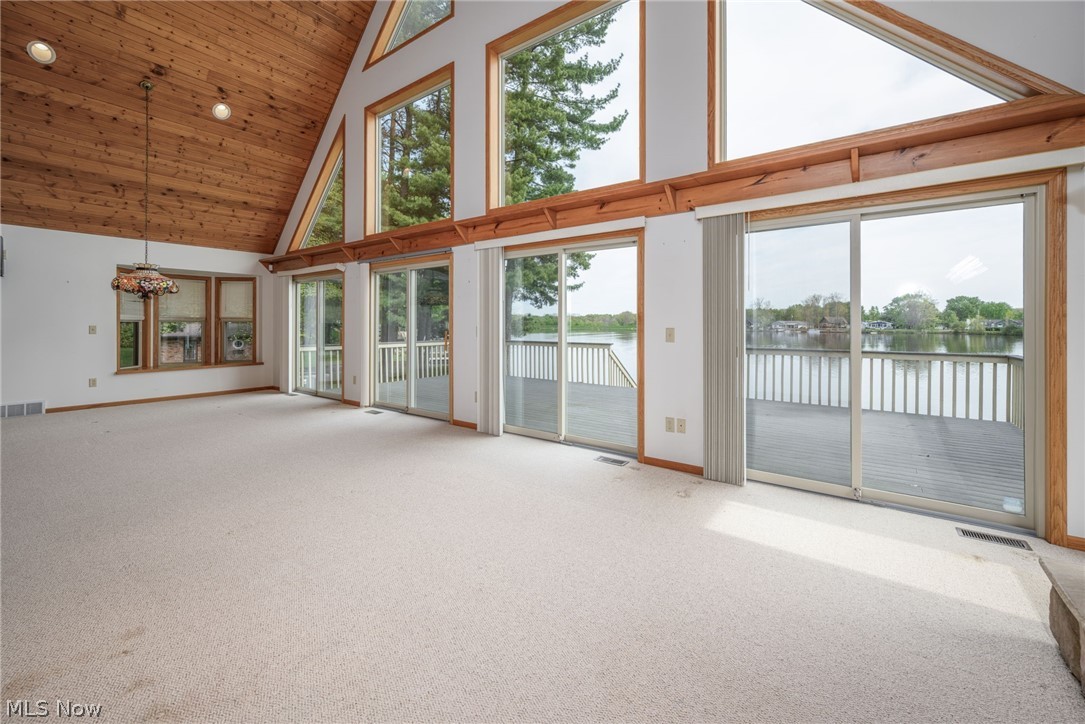 Roaming Rock - Residential