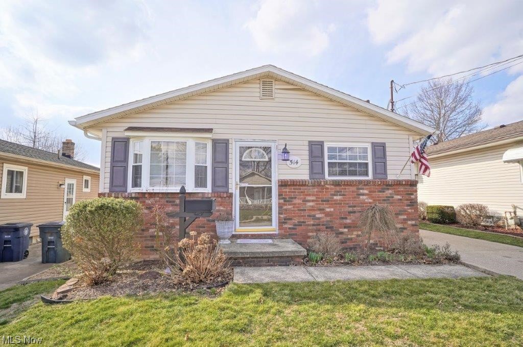 Super cute ranch with a finished basement! You will love the space this updated home has to offer!
Inside you will enjoy the large kitchen and updated bathroom. Downstairs you will find a spacious finished basement.
The large 2+ car garage is very great for the car lover or just for extra storage.
Call your favorite real estate professional today for your private showing!