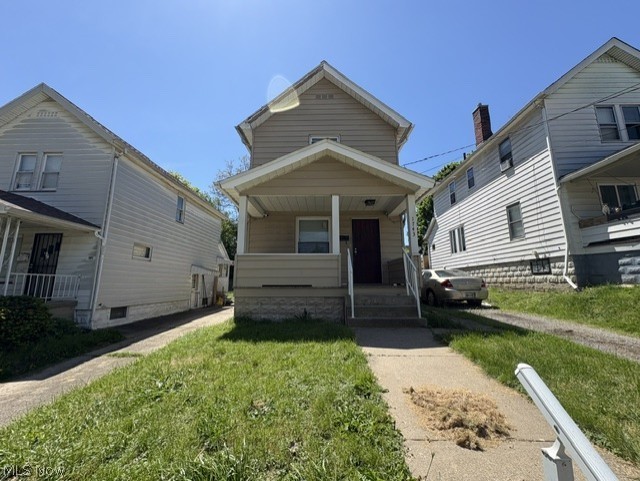 Investment opportunity! This 2-bedroom, 1-bath colonial features a full basement and is occupied by a long-term tenant paying $650 per month plus all utilities. The tenant is responsible for lawn care and snow removal. Property is professionally managed.