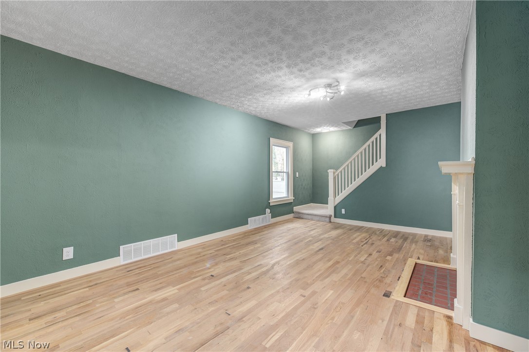 Meadowbrook Land Cos Cedar-Ta - Residential