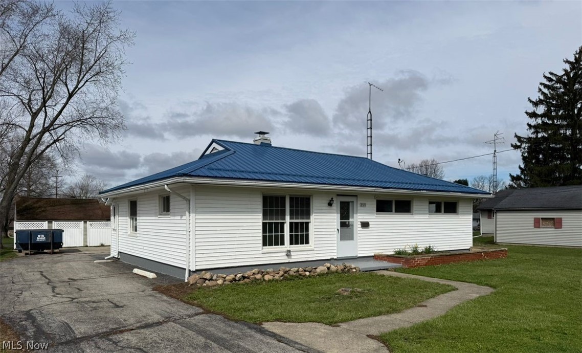 Sharp! One-floor living at its best. Fully remodeled ranch with a large backyard. Enjoy the convenience of nearby Mosquito Lake, just a short distance away.

This home offers a classic layout with well-sized rooms and premium finishes throughout. The beautifully updated kitchen features brand-new top-of-the-line smart appliances, real wood cabinetry with soft-close doors, and an Italian tile backsplash. A modern washer/dryer combo adds convenience with the latest in laundry technology. The bathroom is upgraded with a wood vanity and high-quality metal fixtures.

Additional highlights include a brand-new metal roof built for long-term durability, a tankless water heater, newer siding and windows, and premium waterproof hardwood flooring throughout. The property also includes a large concrete driveway, 2-car garage, and a storage shed.

Built on a concrete slab no basement concerns. Move-in ready and a must-see