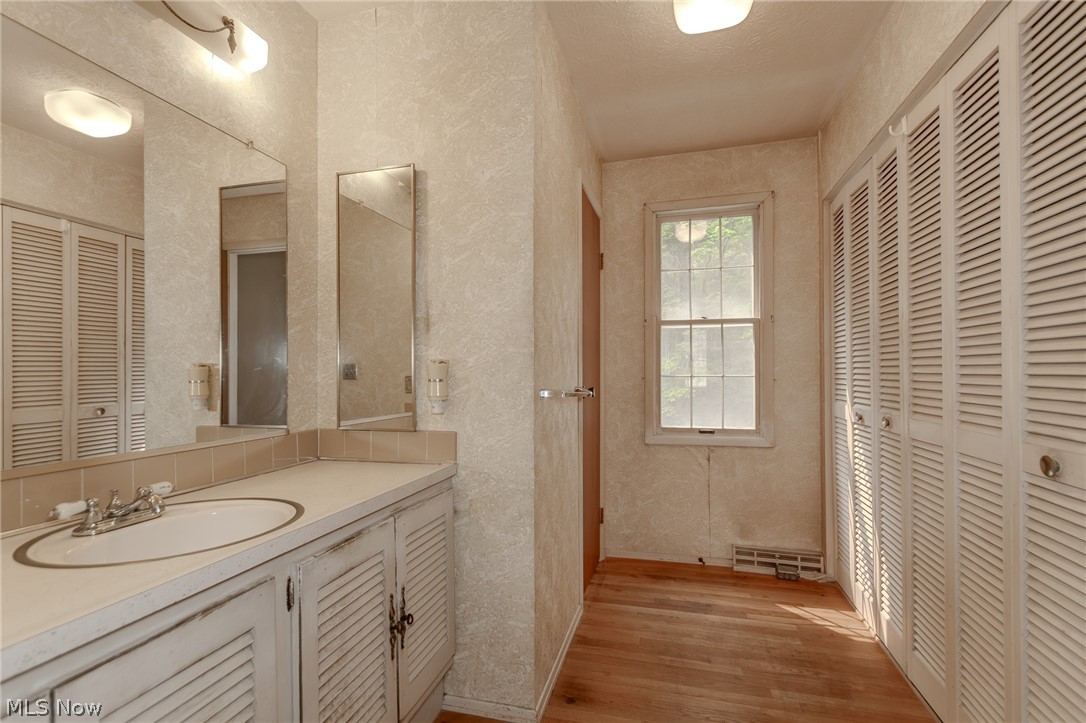 Warren Meadows - Residential