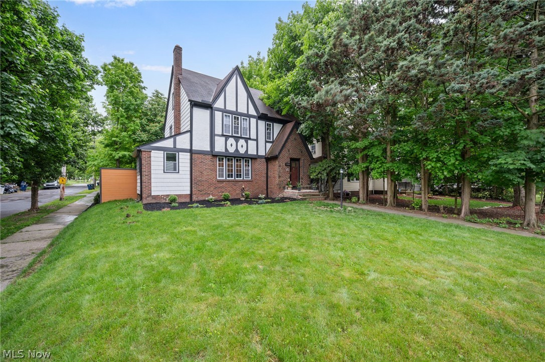 Minorhts - Residential