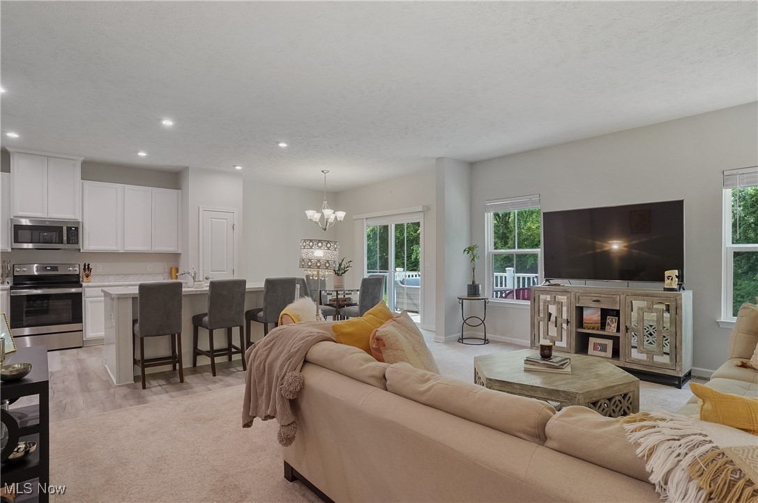 Towns/Cedar Crest - Residential